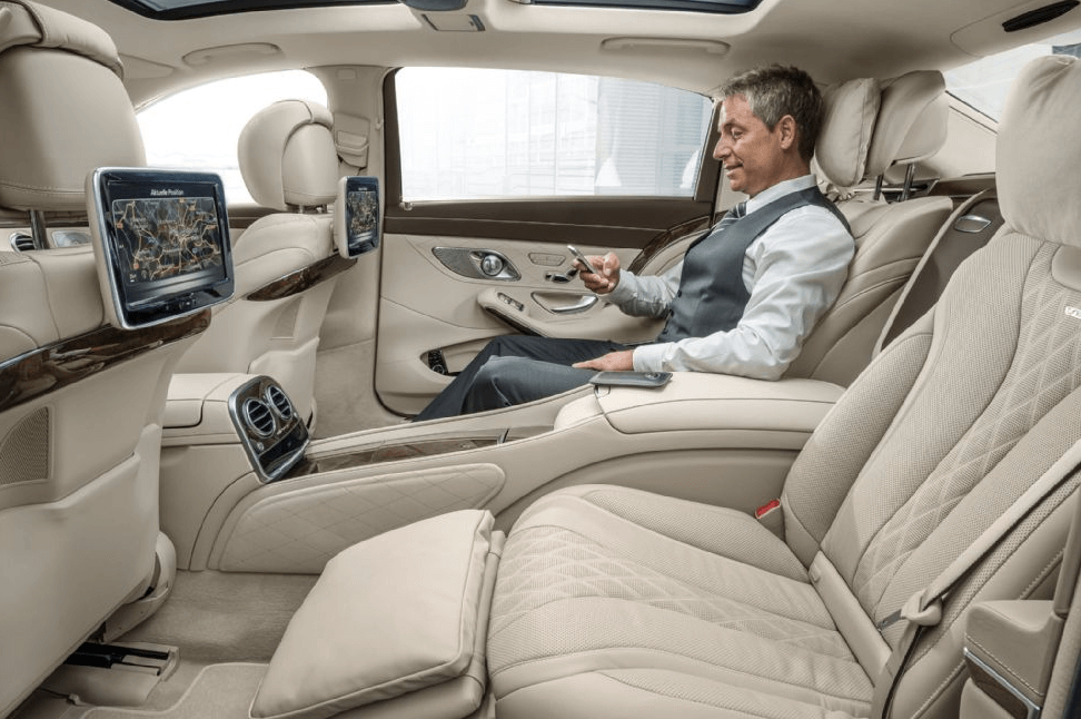ليموزين مطار برج العرب من باريس Limousine