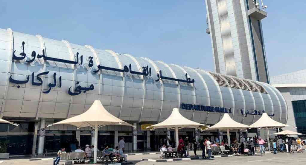 تعرف على تاريخ مطار القاهرة الدولي من باريس ليموزين